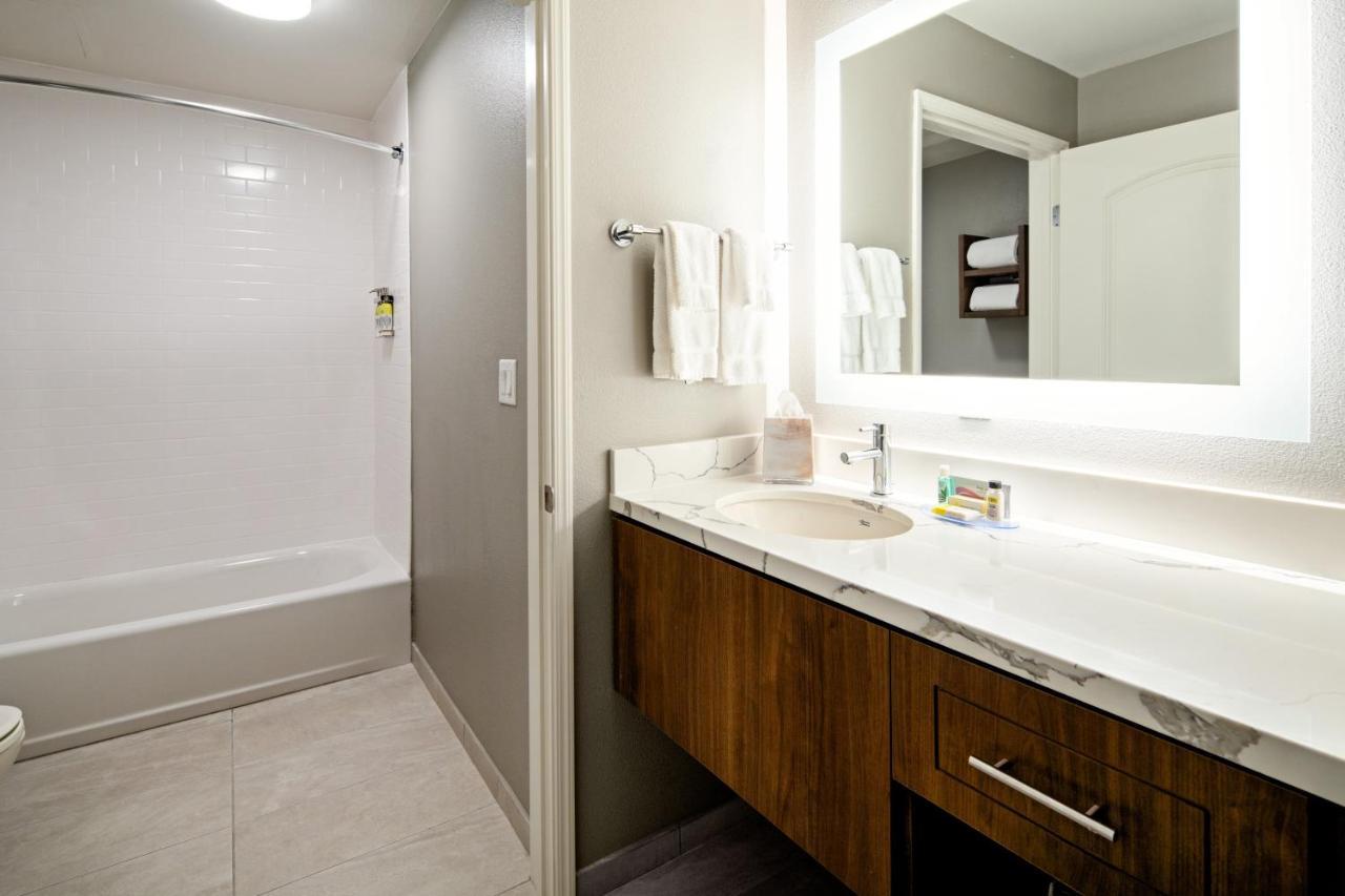 Staybridge Suites - Long Beach Airport By Ihg Εξωτερικό φωτογραφία