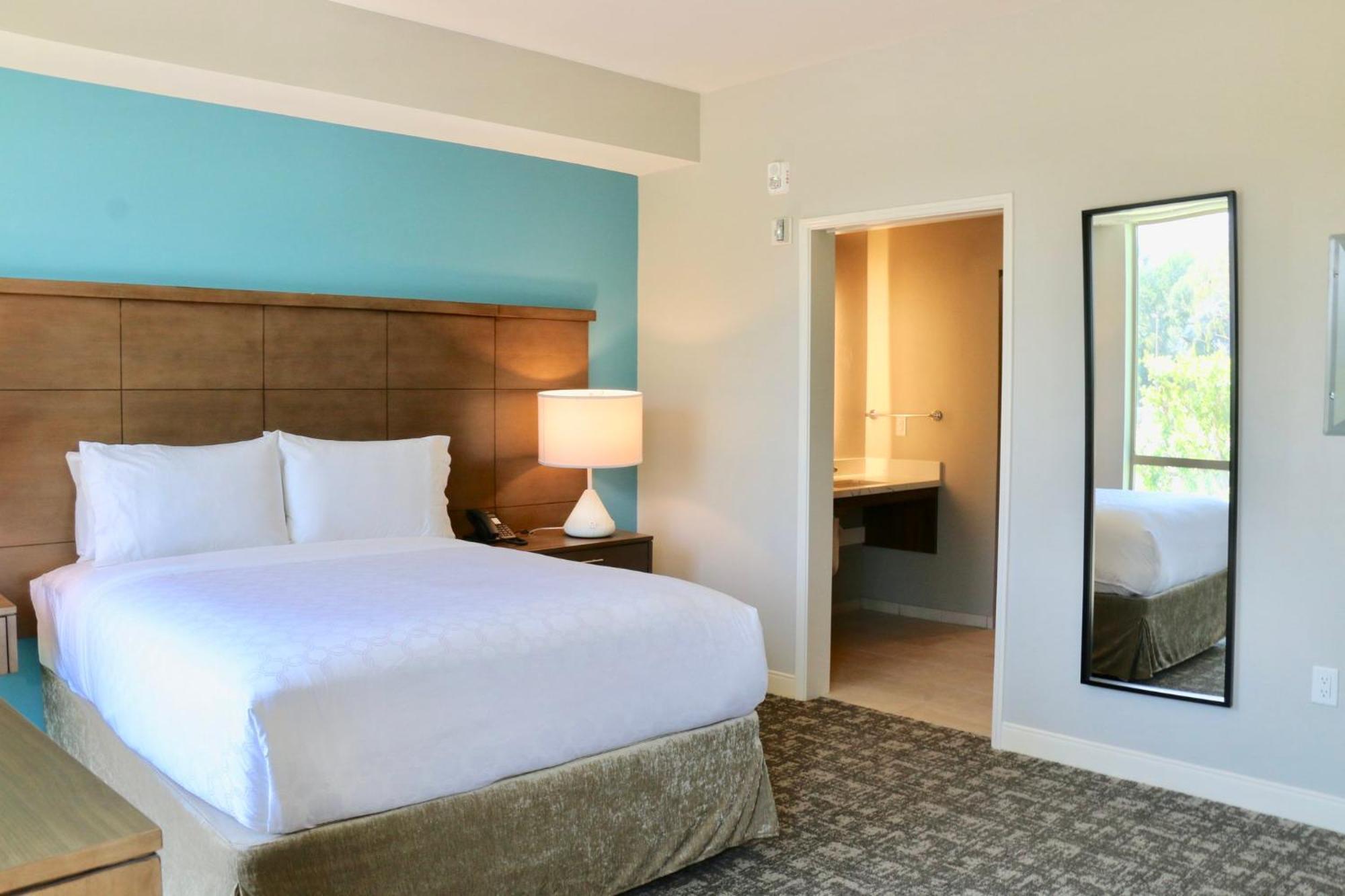 Staybridge Suites - Long Beach Airport, An Ihg Hotel Εξωτερικό φωτογραφία